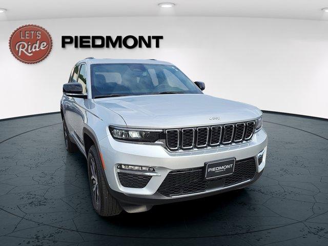 new 2025 Jeep Grand Cherokee car