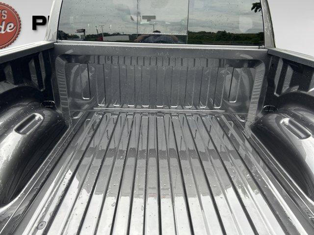 new 2025 Ram 1500 car