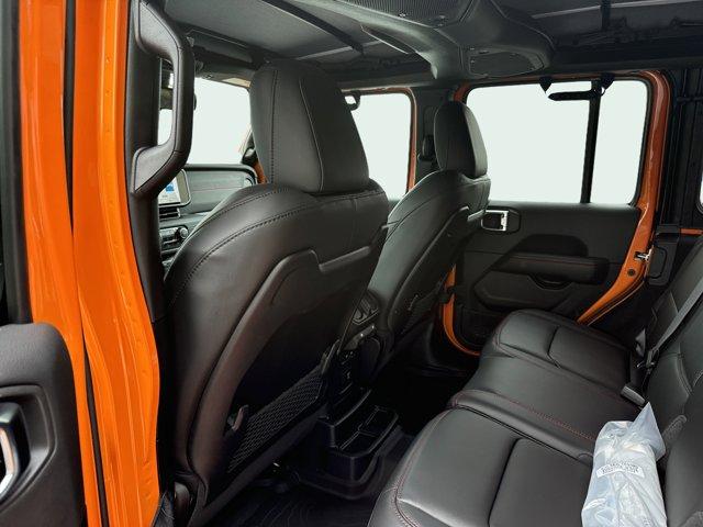 new 2025 Jeep Wrangler car