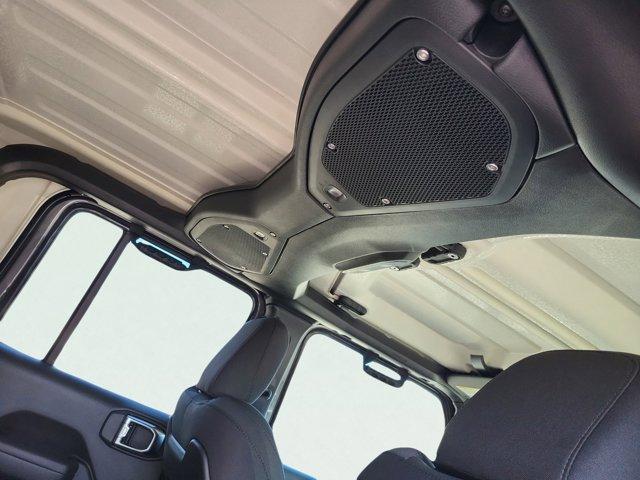 new 2025 Jeep Gladiator car