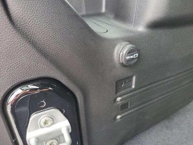 new 2025 Jeep Wrangler car