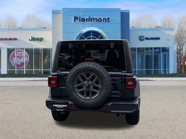 new 2025 Jeep Wrangler car