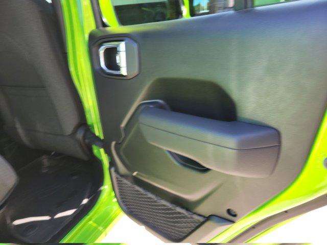 new 2025 Jeep Gladiator car