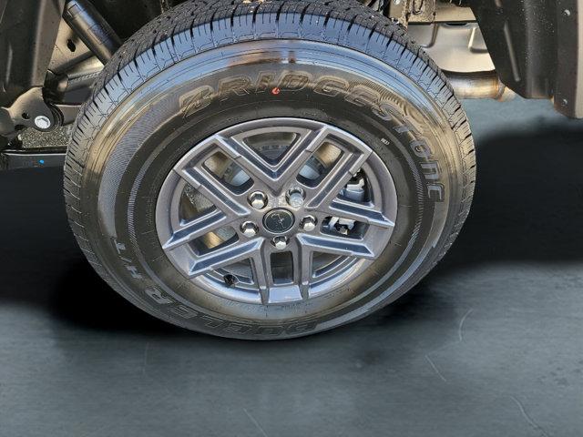 new 2025 Jeep Gladiator car