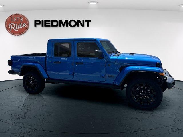 new 2025 Jeep Gladiator car