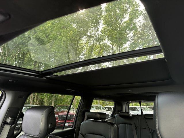 new 2025 Jeep Wagoneer car