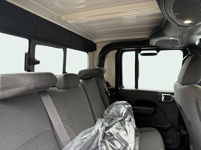 new 2025 Jeep Gladiator car