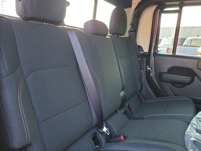 new 2025 Jeep Gladiator car