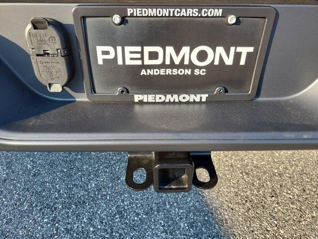 new 2025 Jeep Gladiator car