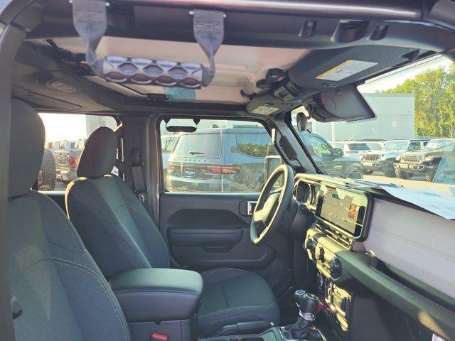 new 2025 Jeep Gladiator car