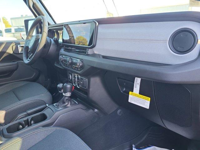 new 2025 Jeep Gladiator car