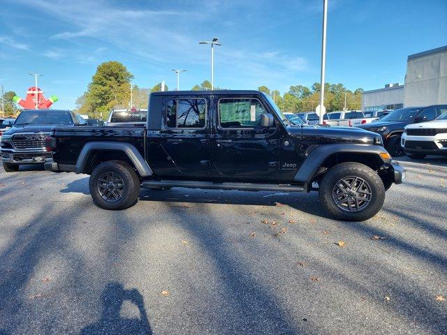 new 2025 Jeep Gladiator car
