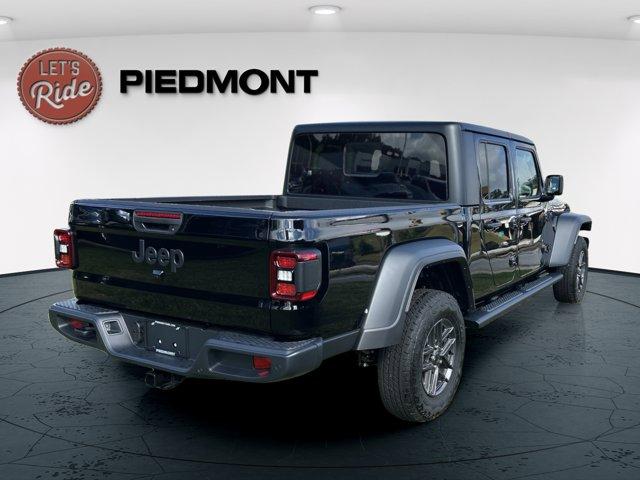 new 2025 Jeep Gladiator car