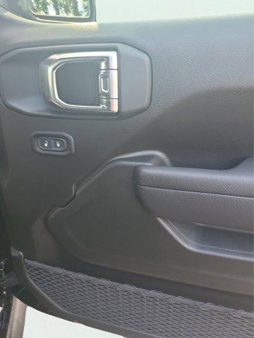 new 2025 Jeep Wrangler car