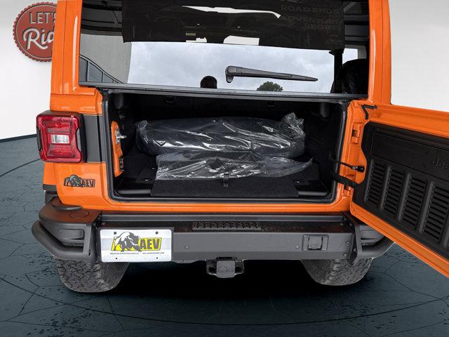 new 2025 Jeep Wrangler car