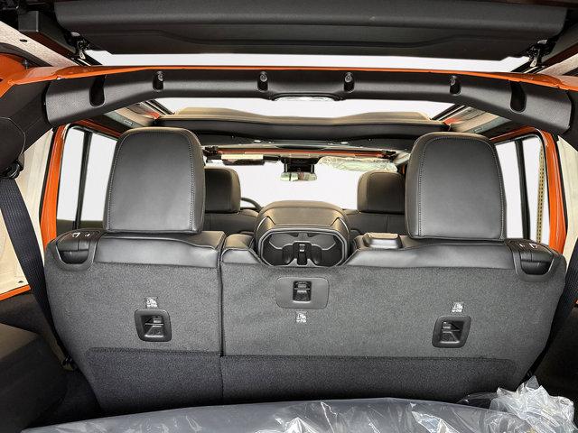 new 2025 Jeep Wrangler car