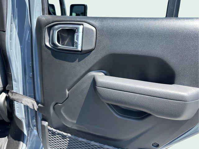 new 2024 Jeep Wrangler car