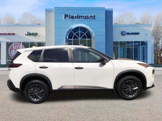 used 2021 Nissan Rogue car, priced at $24,450