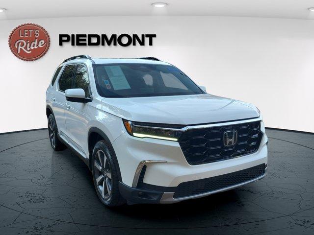 used 2023 Honda Pilot car, priced at $43,450