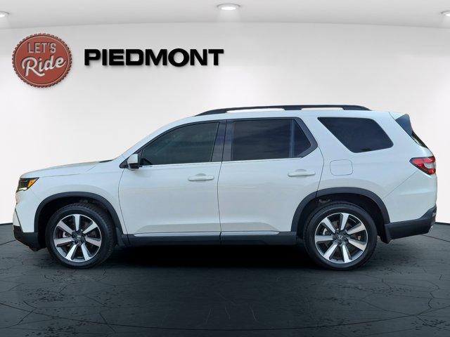 used 2023 Honda Pilot car, priced at $43,450