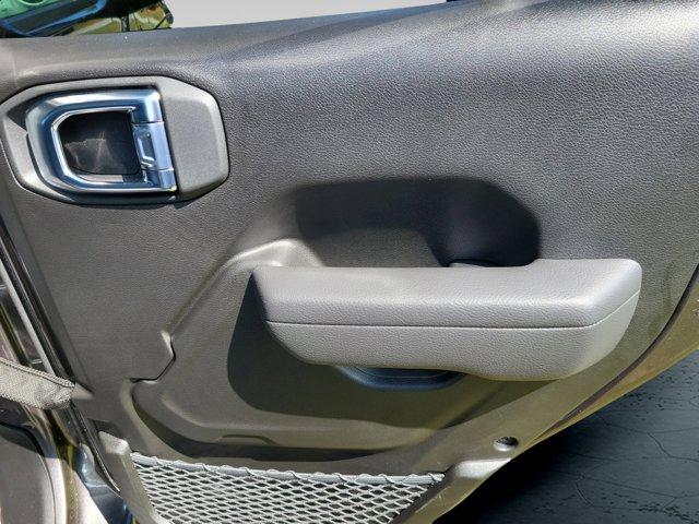 new 2025 Jeep Gladiator car