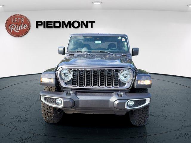 new 2025 Jeep Gladiator car