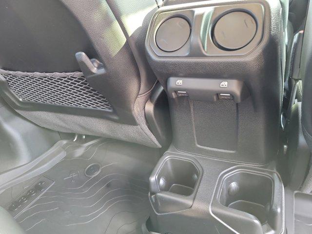 new 2025 Jeep Gladiator car
