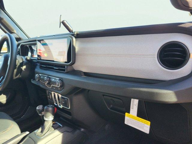 new 2025 Jeep Wrangler car