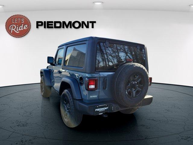 new 2025 Jeep Wrangler car