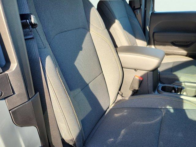 new 2025 Jeep Wrangler car