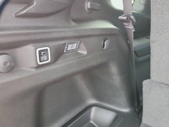 new 2025 Jeep Grand Cherokee L car