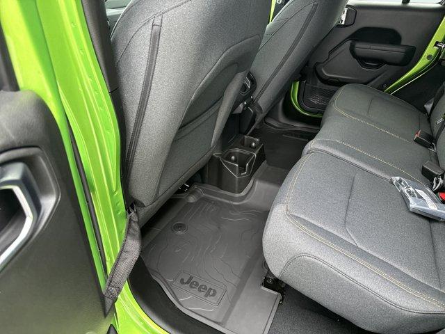 new 2025 Jeep Wrangler car