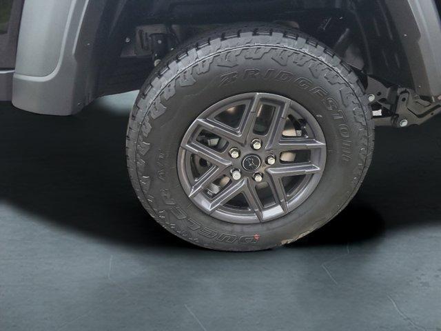 new 2025 Jeep Gladiator car