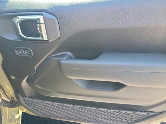 new 2025 Jeep Gladiator car