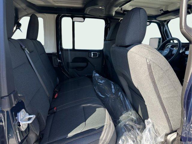 new 2025 Jeep Wrangler car