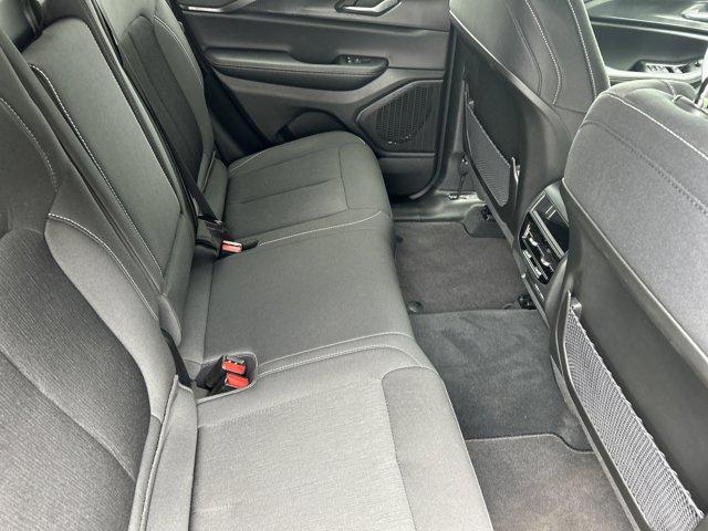 new 2025 Jeep Grand Cherokee car