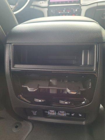 new 2025 Jeep Grand Cherokee car