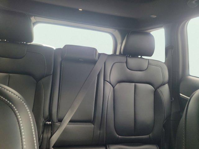 new 2025 Jeep Grand Cherokee car