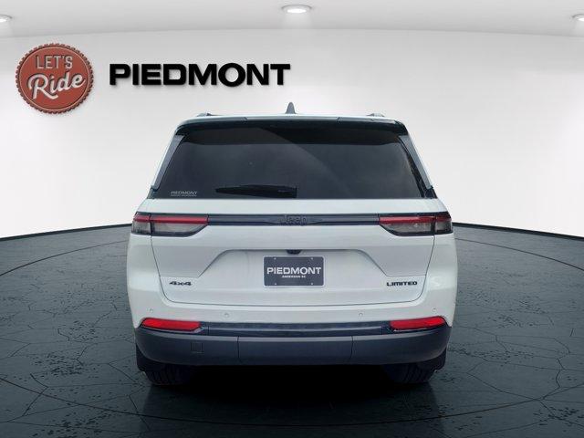 new 2025 Jeep Grand Cherokee car