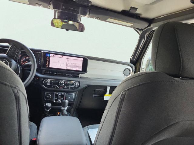 new 2025 Jeep Gladiator car