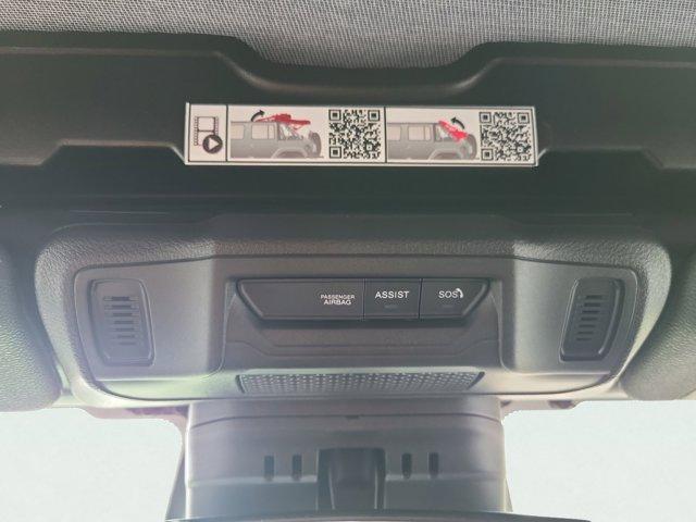 new 2025 Jeep Wrangler car