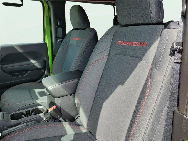 new 2025 Jeep Wrangler car