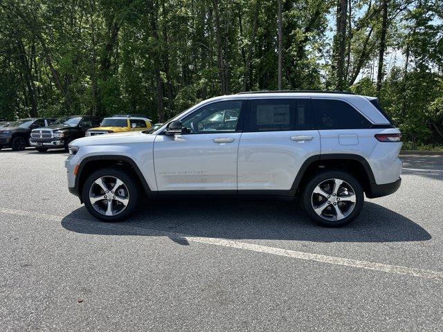 new 2025 Jeep Grand Cherokee car