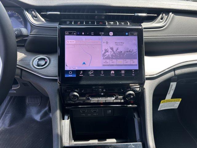 new 2025 Jeep Grand Cherokee car