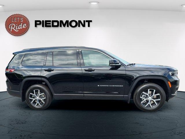 new 2025 Jeep Grand Cherokee L car