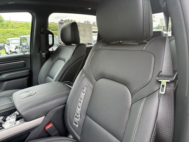 new 2025 Ram 1500 car