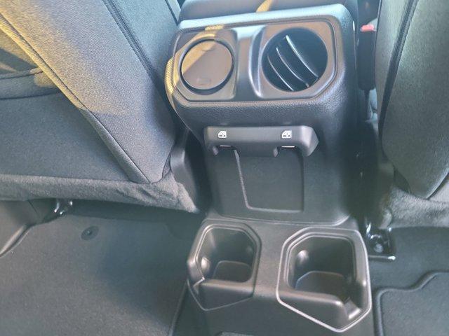 new 2025 Jeep Gladiator car