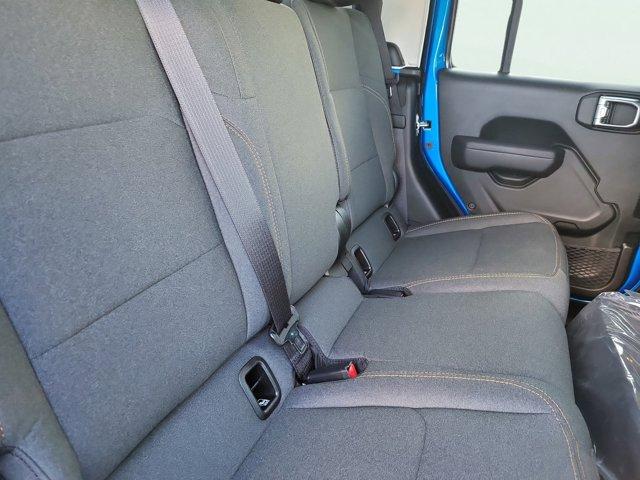 new 2025 Jeep Gladiator car