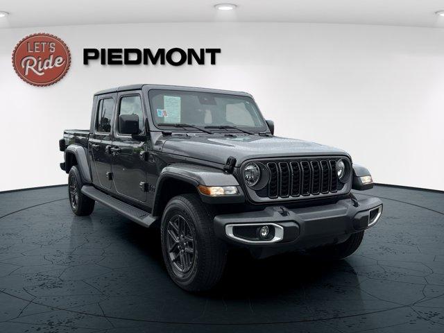 used 2024 Jeep Gladiator car, priced at $37,950
