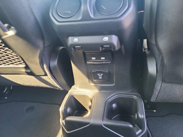 new 2025 Jeep Wrangler car